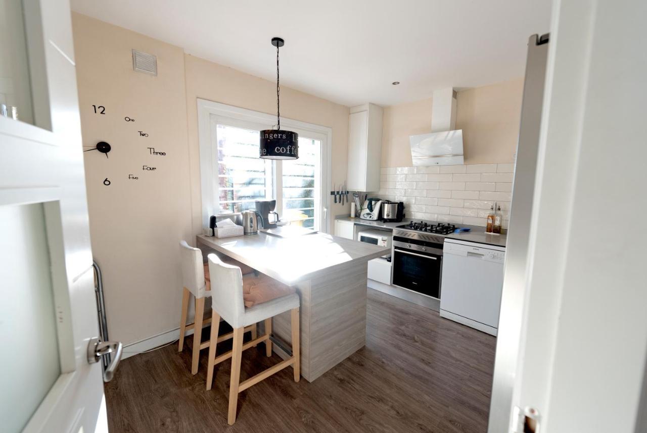 Habitaciones Privadas En Mi Acogedor Chalet - Private Rooms Madrid Ngoại thất bức ảnh